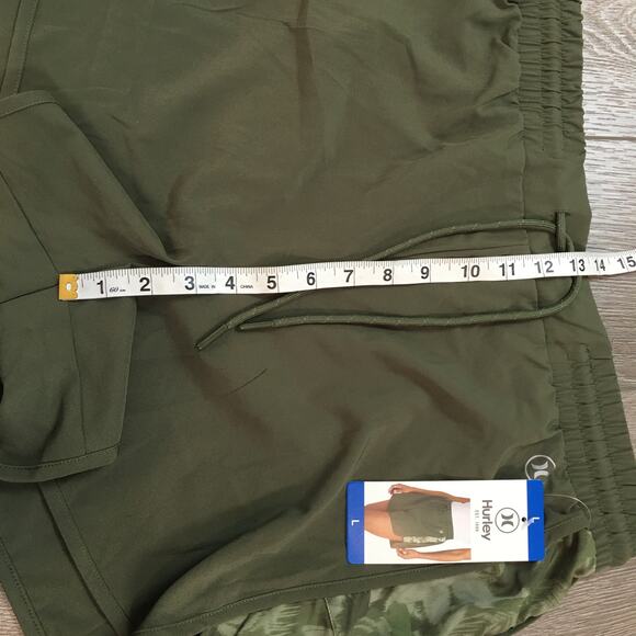 NWT Hurley Green Shorts Floral Woman Size Large - Picture 6 of 8